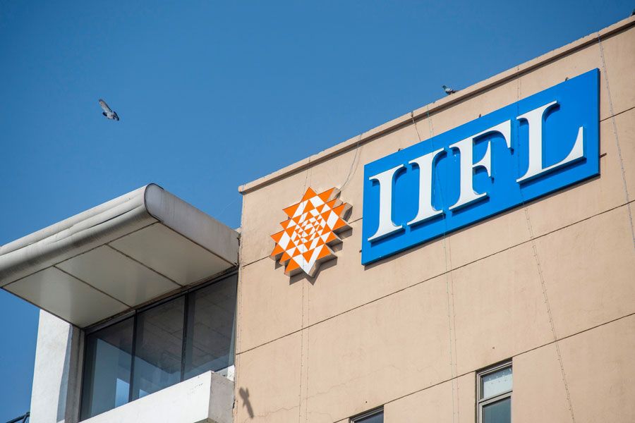 IIFL Finance stock fall