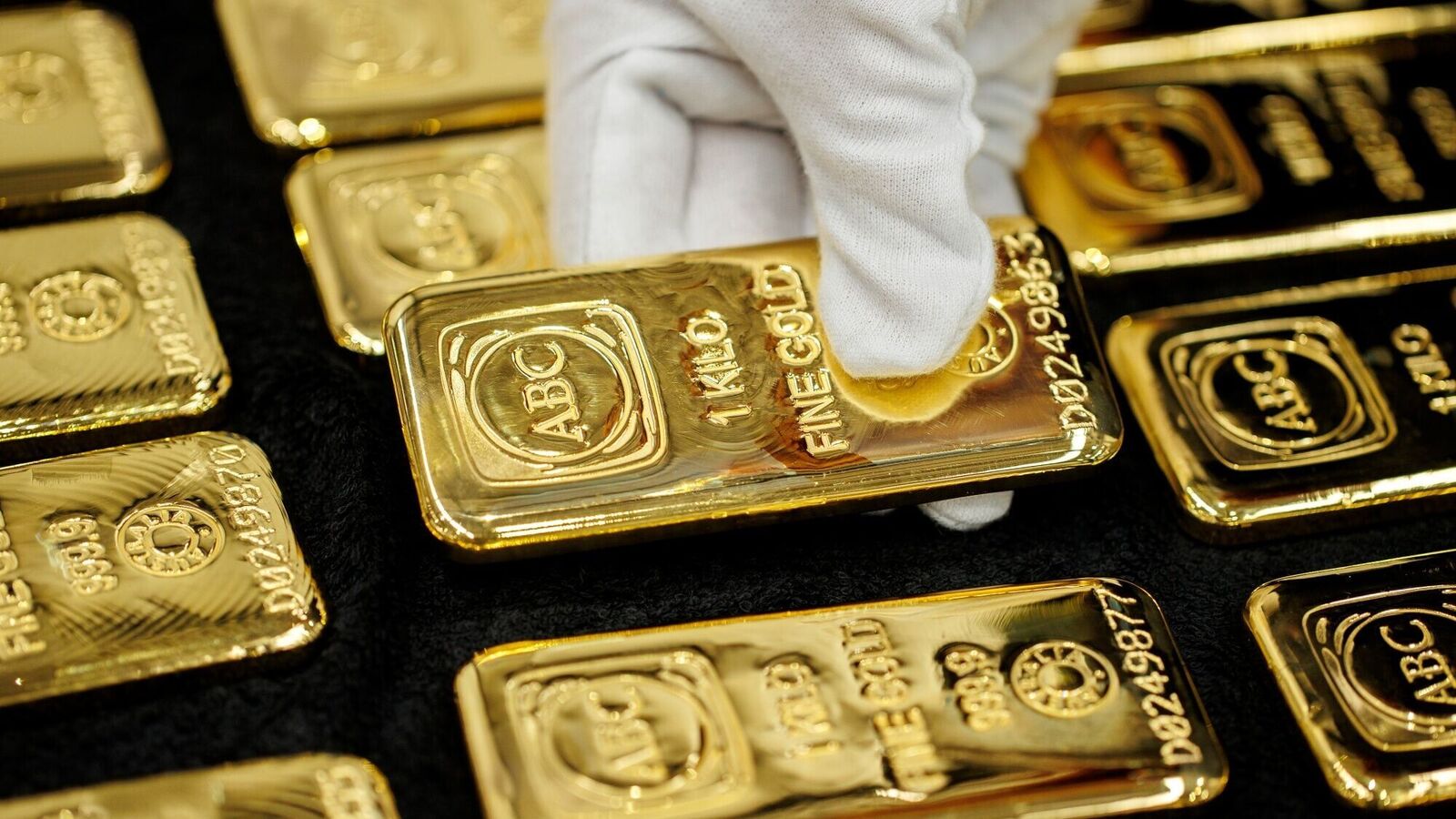 Gold Rate Today India April 27