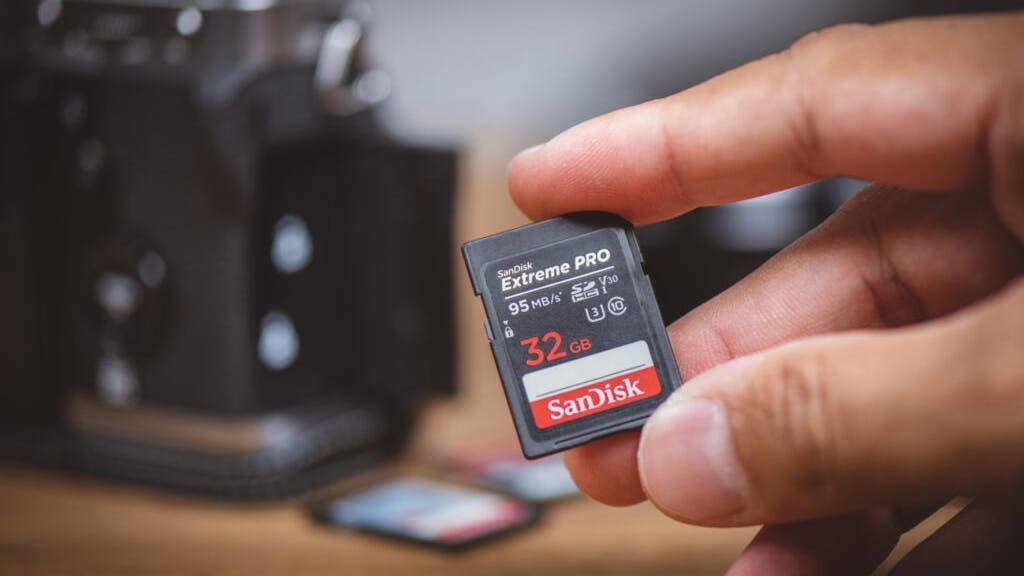 SanDisk AI surge today 2026